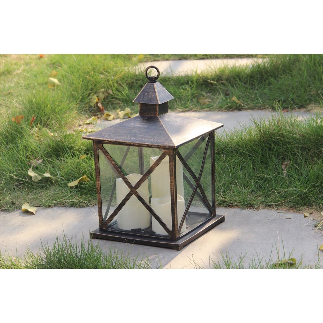 910140 PLASTIC LANTERN WITH 3 PIECES LED CANDLE INSIDE