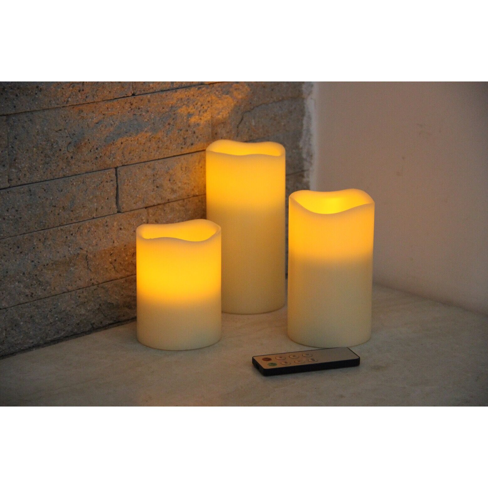 6203000R8 SET OF 3 FLAMELESS LED CANDLES WITH 8 FUNCTION REMOTE