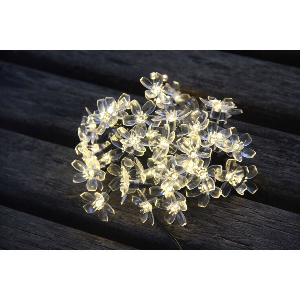 960025 20 LEDS COOL WHITE BLOSSOM STRING LIGHTS