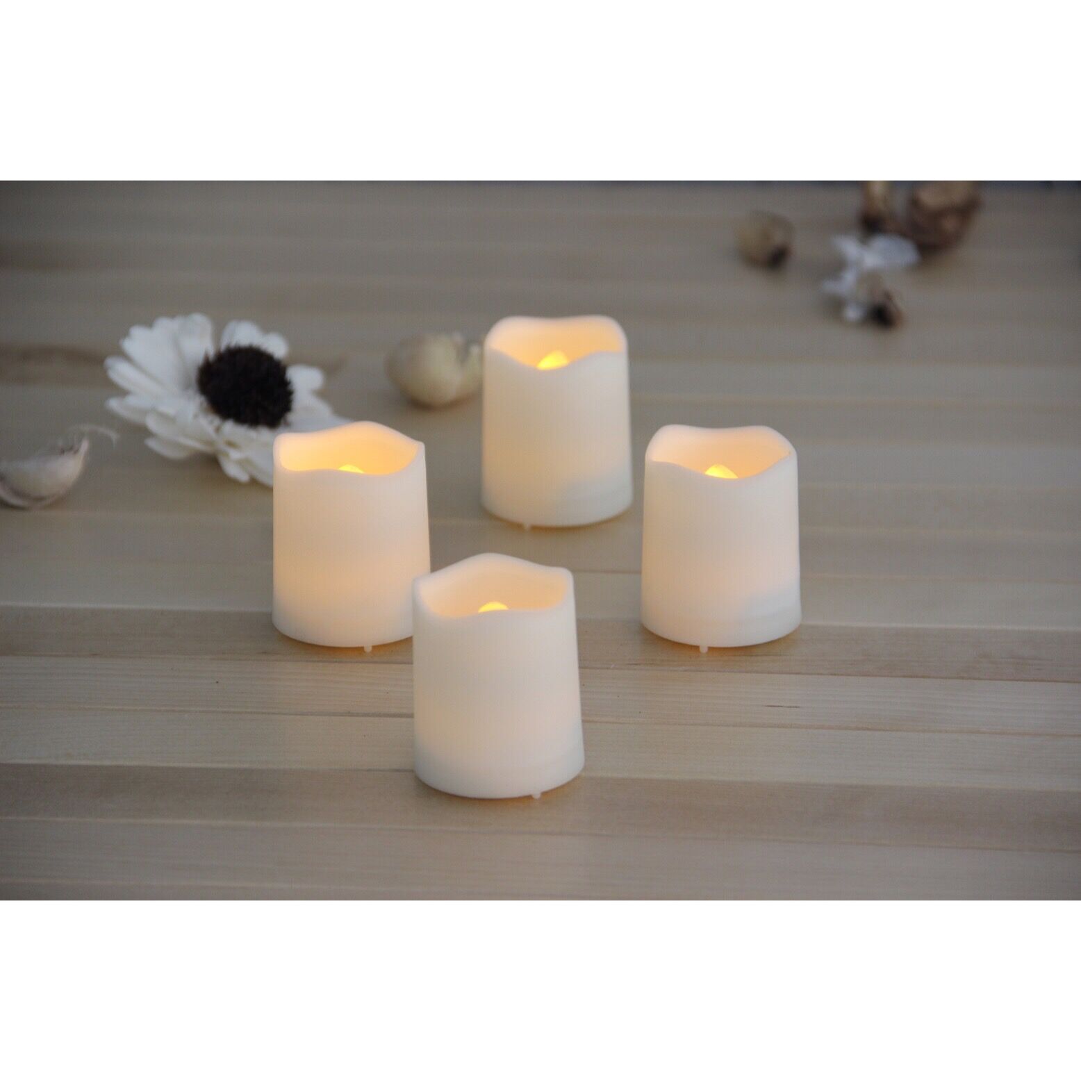 71040012 SET 4 OF FLAMELESS TEA LIGHT