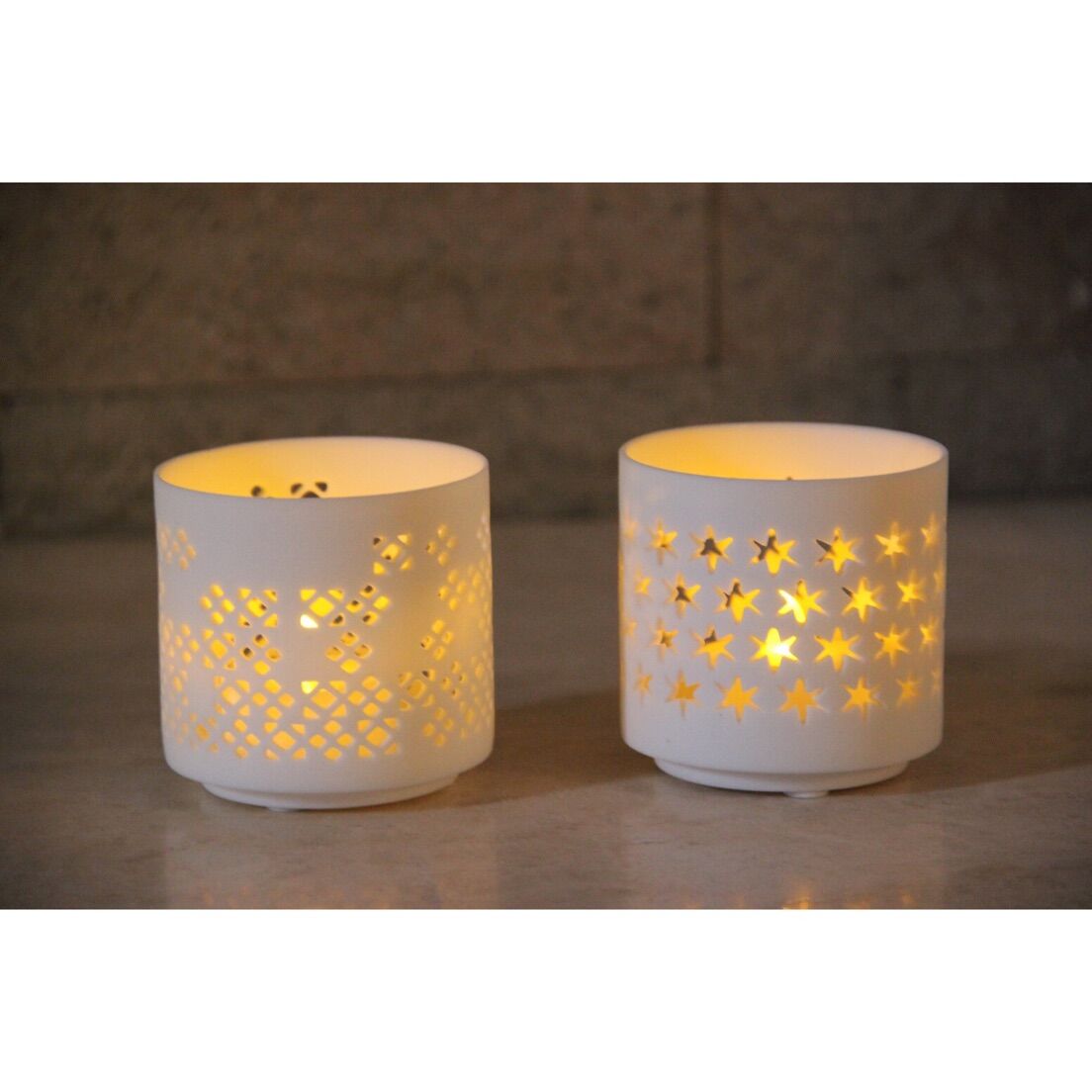 950041 7x7cm WHITE CERAMIC JAR WITH TEA LIGHT