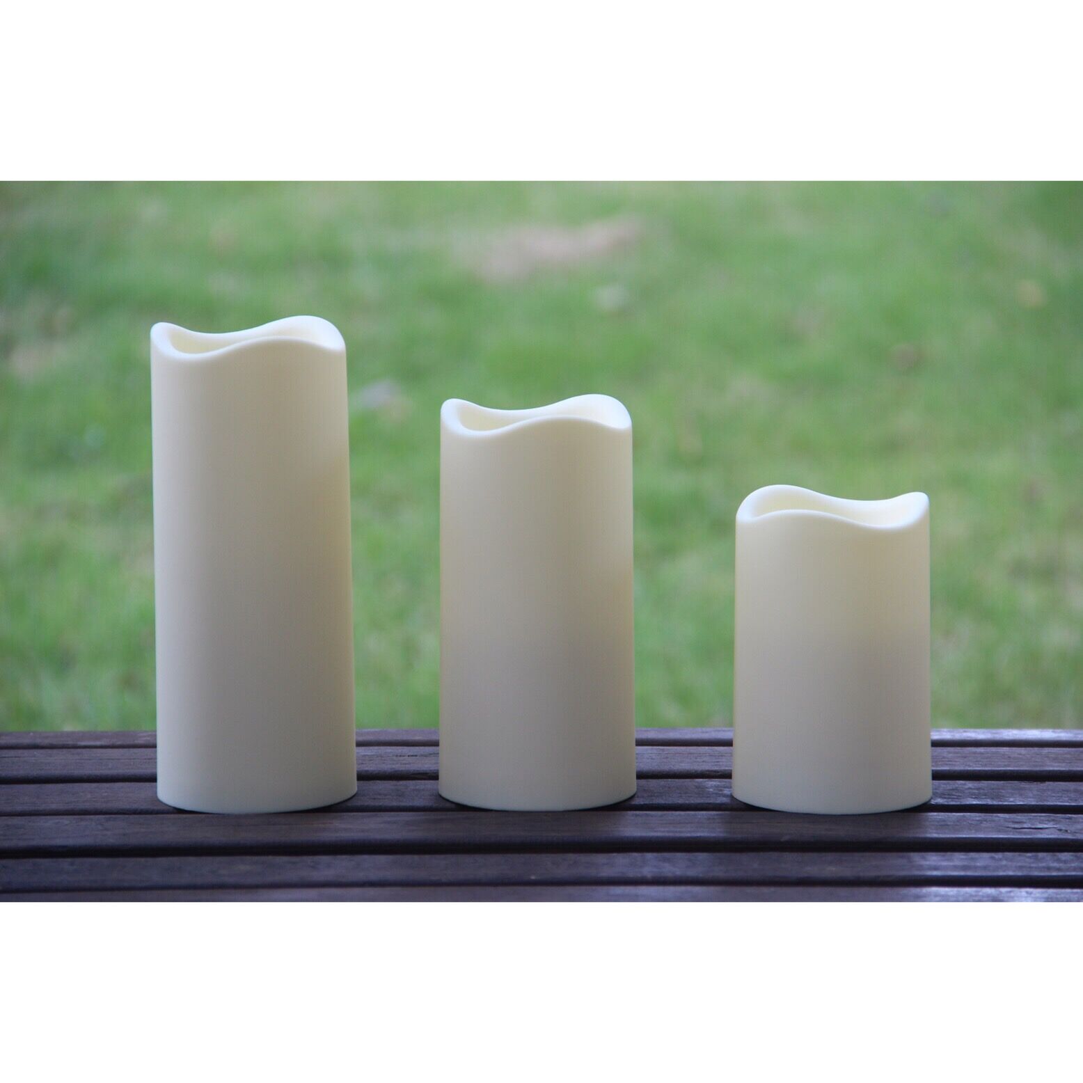 74010019 LED OUTDOOR PLASTIC CANDLE WITH RUBBER PAINT