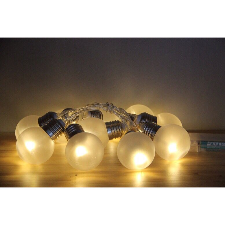 960167 10 LED PLASTIC BULB STRING LIGHT