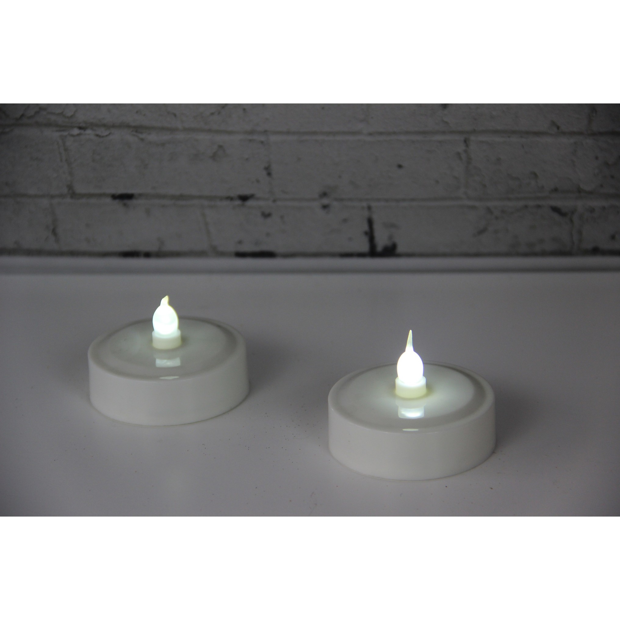 73010001 PLASTIC FLAMELESS LED TEALIGHT