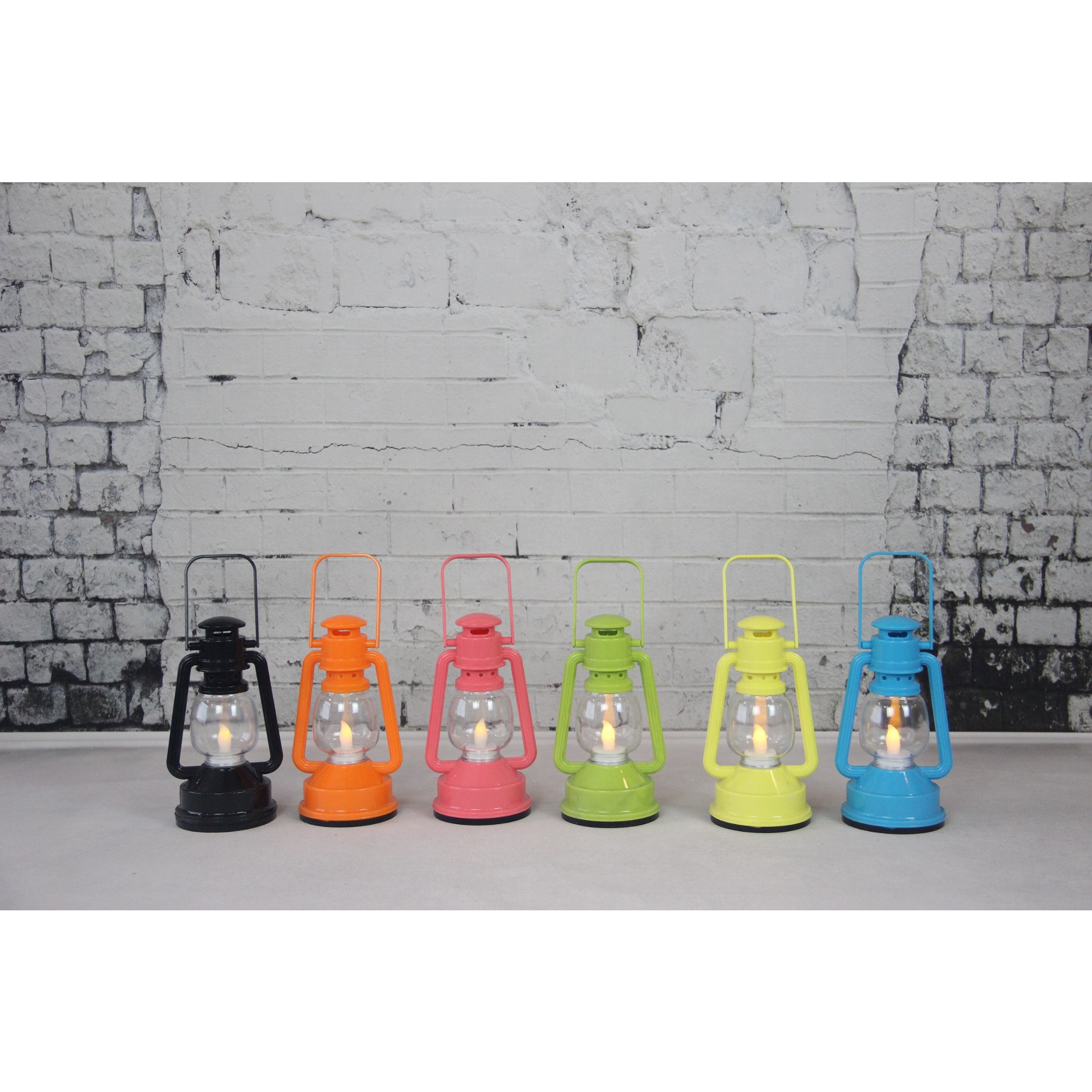 910150 PLASTIC TINY LANTERN