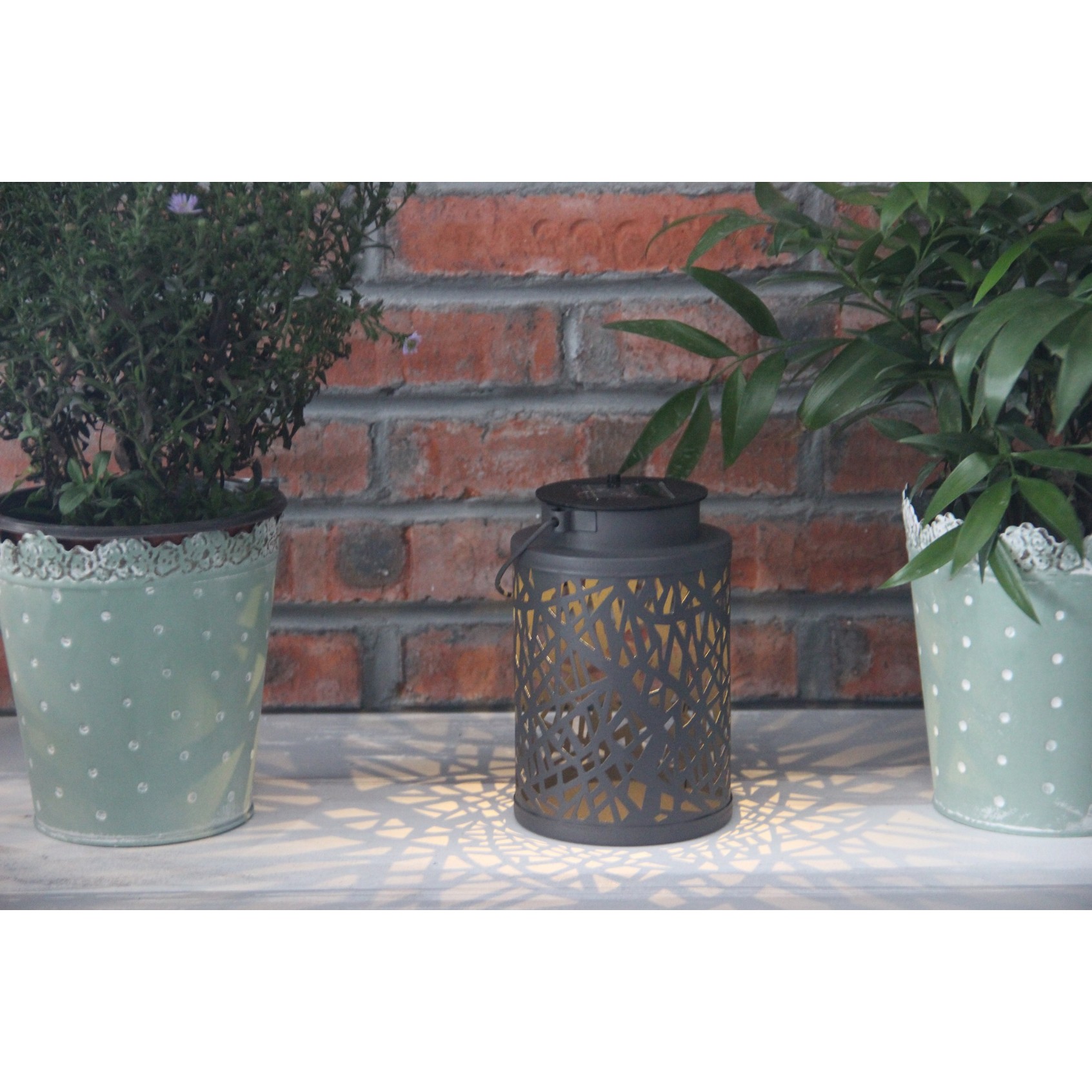 910346 SMALL METAL LANTERN
