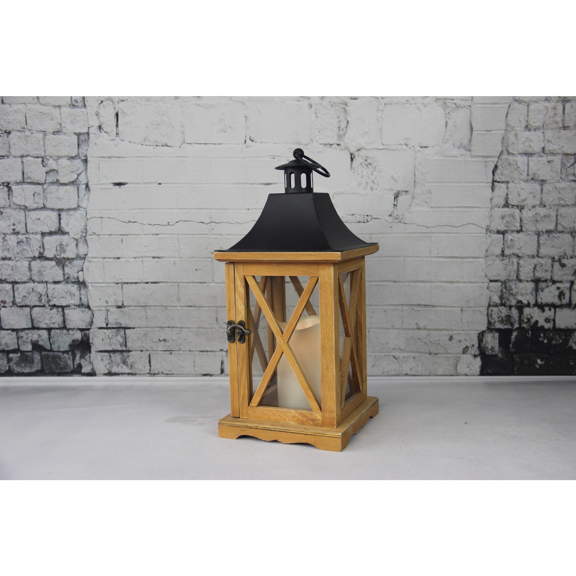 910305 WOODEN LANTERN WITH METAL TOP