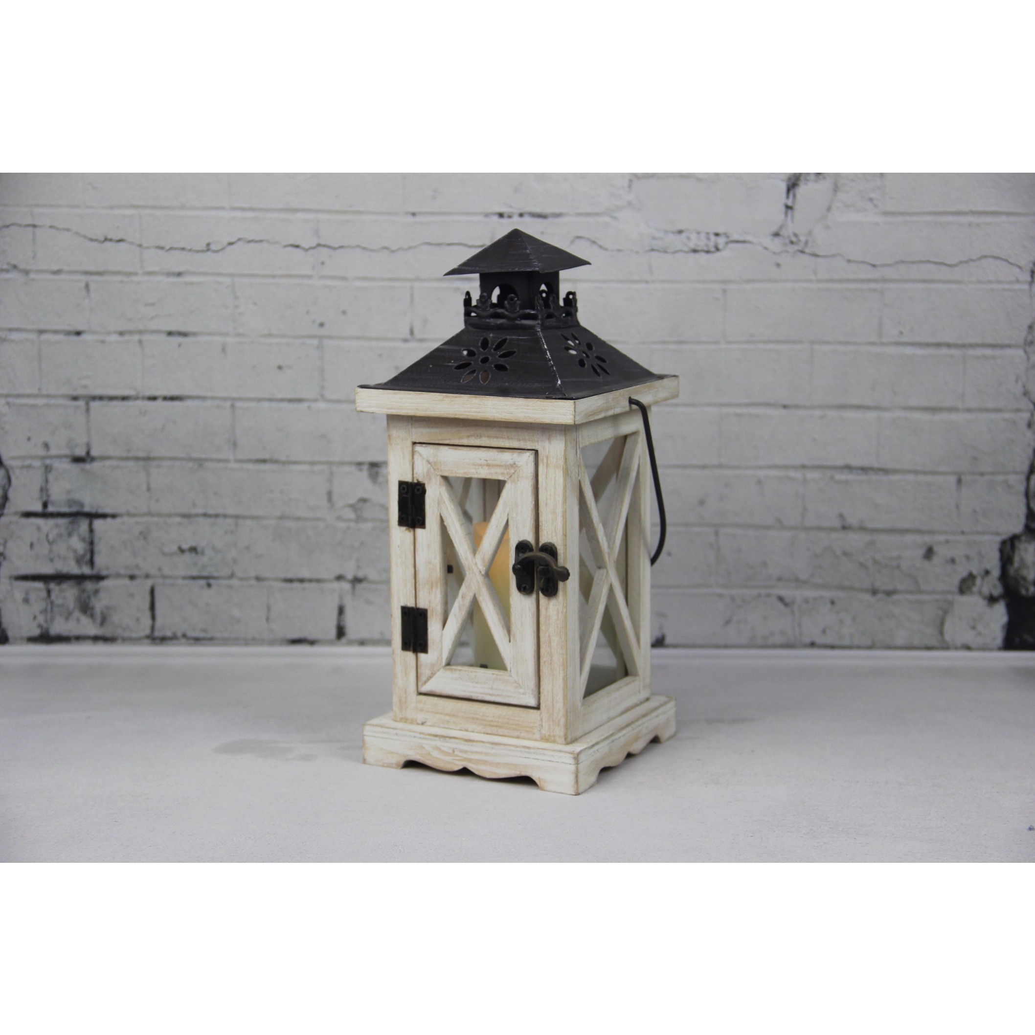 910303 WHITE WOODEN LANTERN WITH METAL TOP